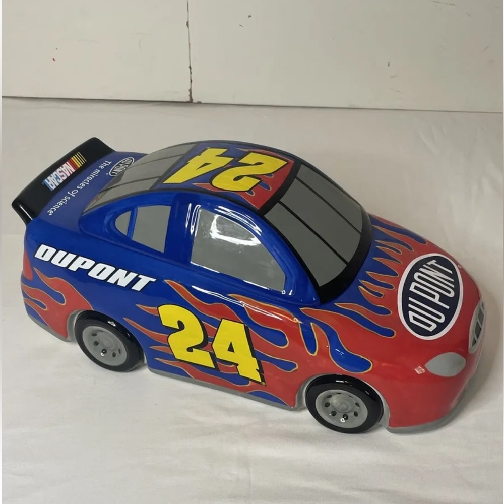 Nascar Jeff Gordon #24 Dupont cookie jar 2004 collectable Race car storage